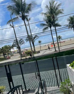 Apartamento pé na areia